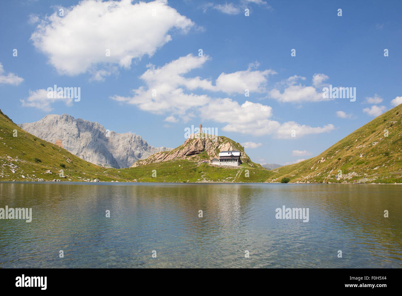 Karnischen Alpen anzeigen im Lesachtal Kärnten Österreich See Wolayersee Stockfoto