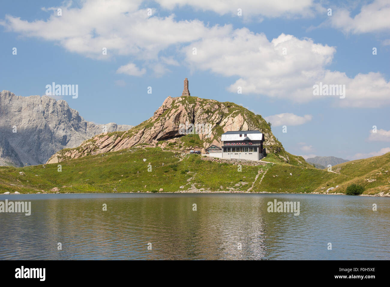 Karnischen Alpen anzeigen im Lesachtal Kärnten Österreich See Wolayersee Stockfoto