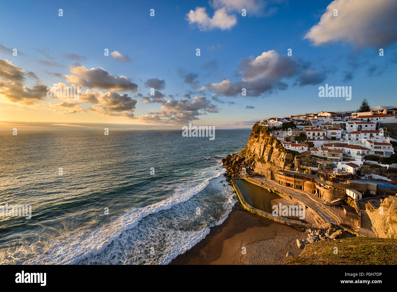 Sonnenuntergang im Azenhas Do Mar, Portugal Stockfoto