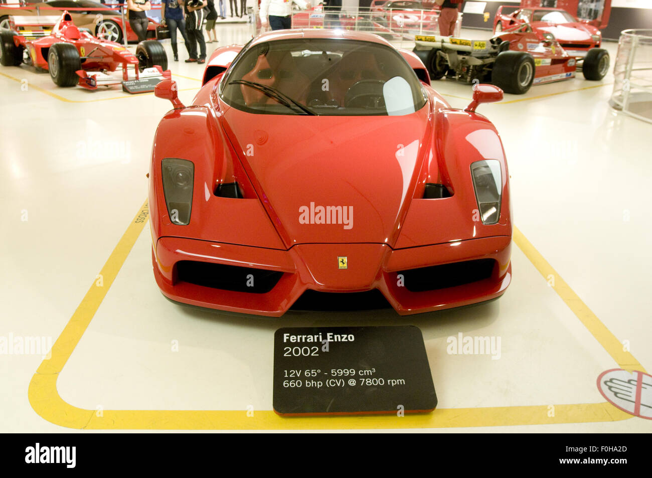 Ferrari-Museum (Museo Ferrari) in Maranello, Italien. Ferrari Enzo (2002). Stockfoto