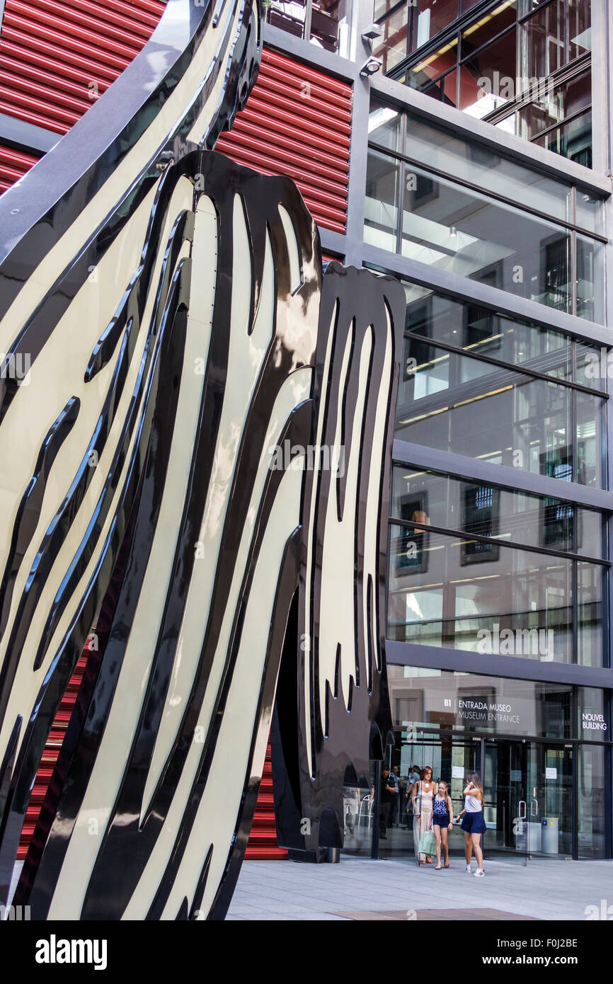 Madrid Spanien, Hispanic Centro, Atocha, Calle de Santa Isabel, Museo Nacional Centro de Arte Reina Sofia, Außenansicht, Skulptur, Roy Lichtenstein, Brushs Stockfoto