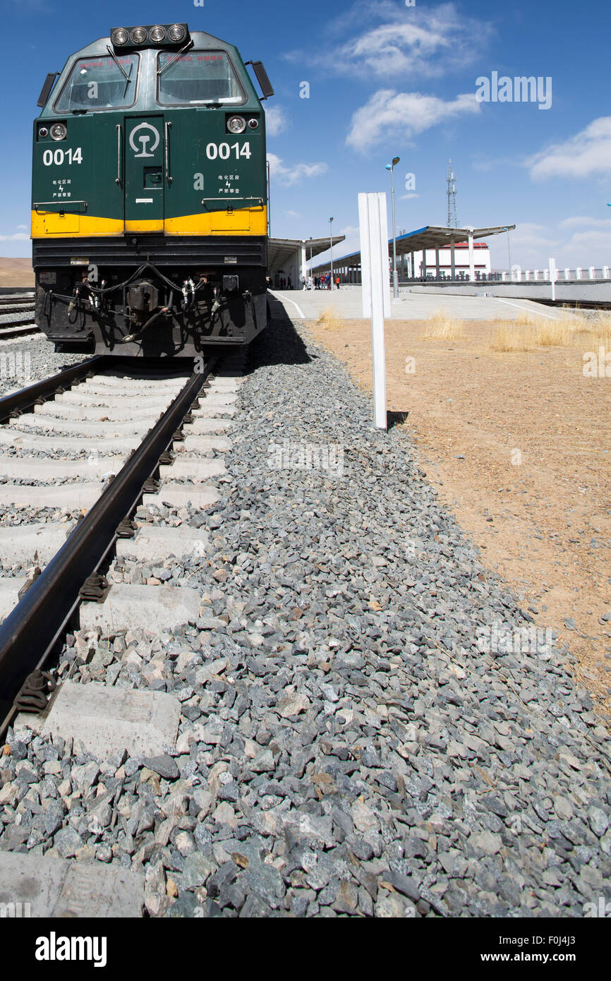 Lhasa train station Fotos und Bildmaterial in hoher Auflösung Alamy