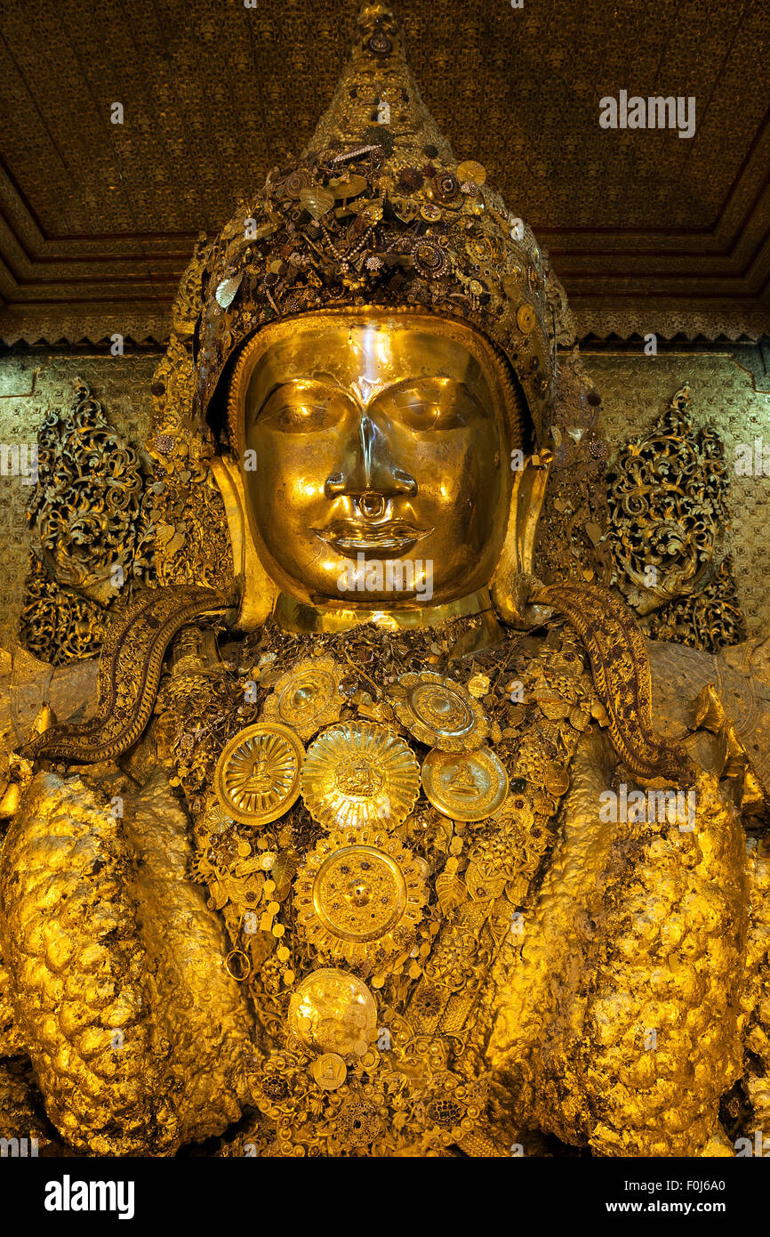 Mahamuni-Buddha-Statue, Mahamuni Pagode, Mandalay, Division Mandalay, Myanmar Stockfoto