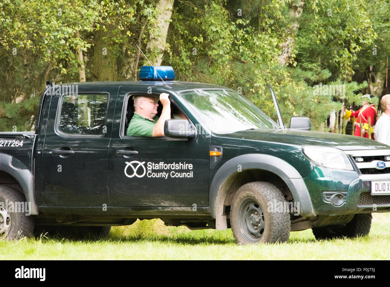 Staffordshire County Ranger in abholen LKW bei Cannock Chase Visitor Centre UK Stockfoto