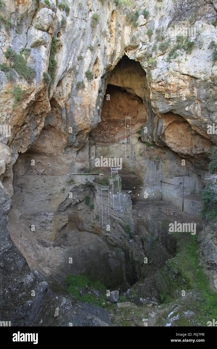 Mount Carmel, die Tanur Cave (Höhle des Ofens) in Nahal Mearot, zum Weltkulturerbe für die menschliche evolution Stockfoto