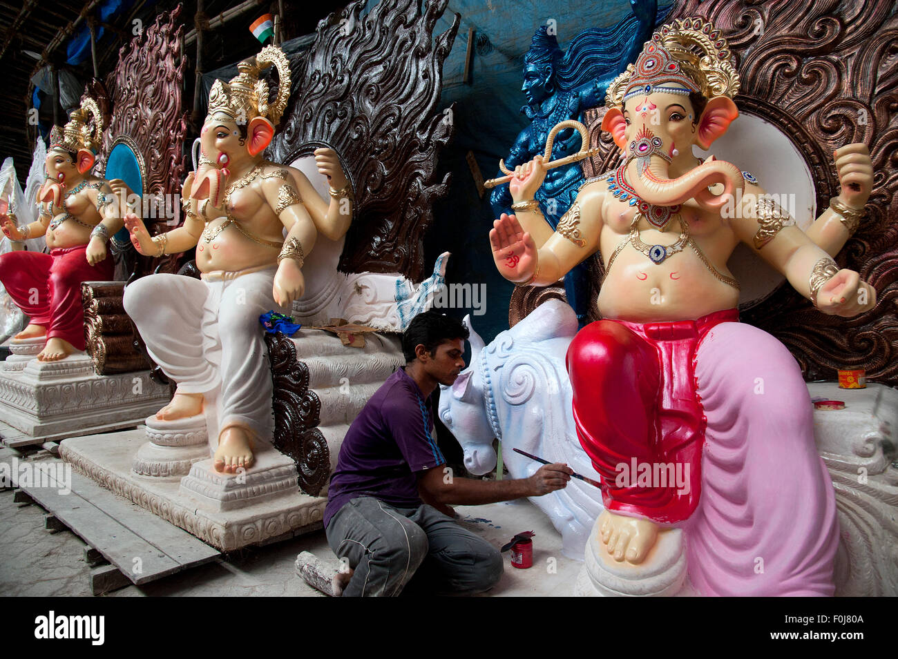 Der Bild des Ganpati Idol Hersteller drehte in Mumbai, Indien Stockfoto