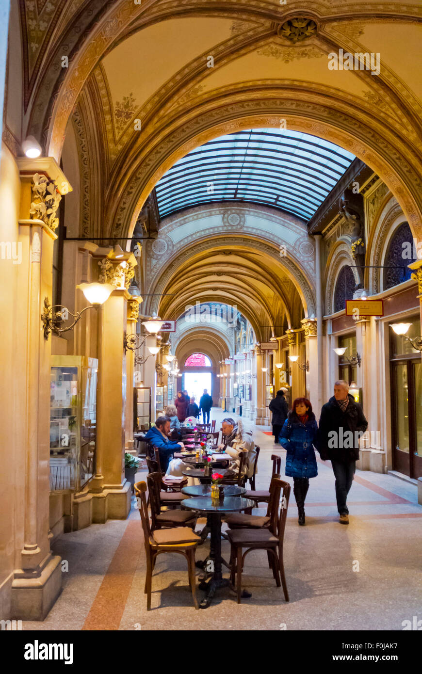 Cafe Terrasse, Ferstel Passage, Freyung, Altstadt, Altstadt, Wien, Österreich Stockfoto