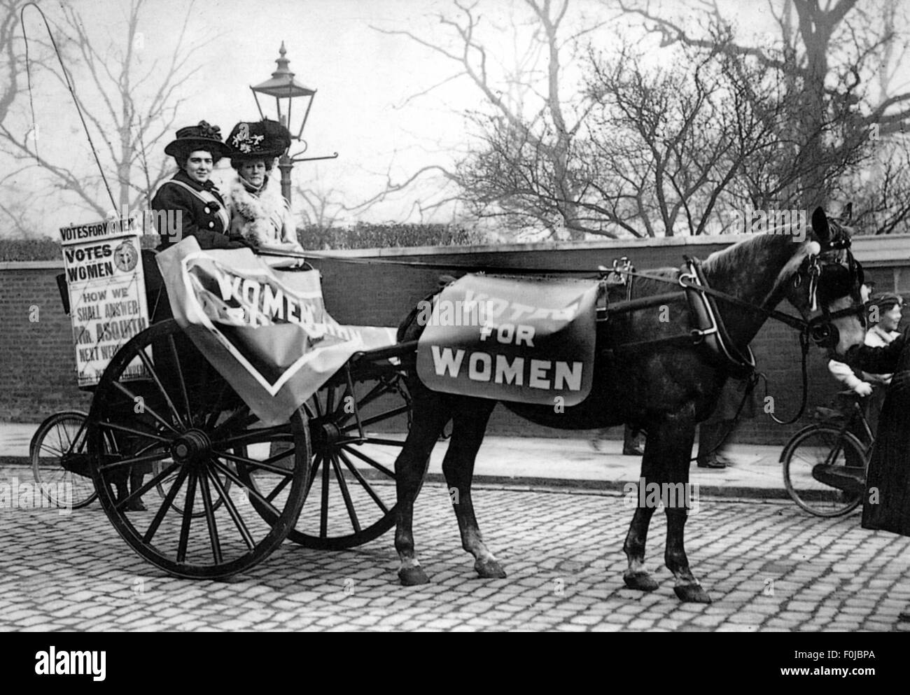 Menschen, Frauen, Feministinnen, Frauenbewegung, Proklamation einer Kundgebung, 1909, Zusatzrechte-Clearences-nicht verfügbar Stockfoto