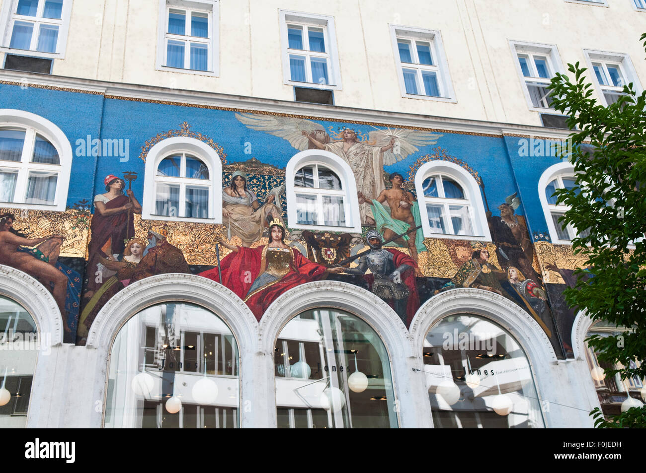 Mosaik von Edward Veith am Kärntnerstrasse 16, Wien, Österreich Stockfoto