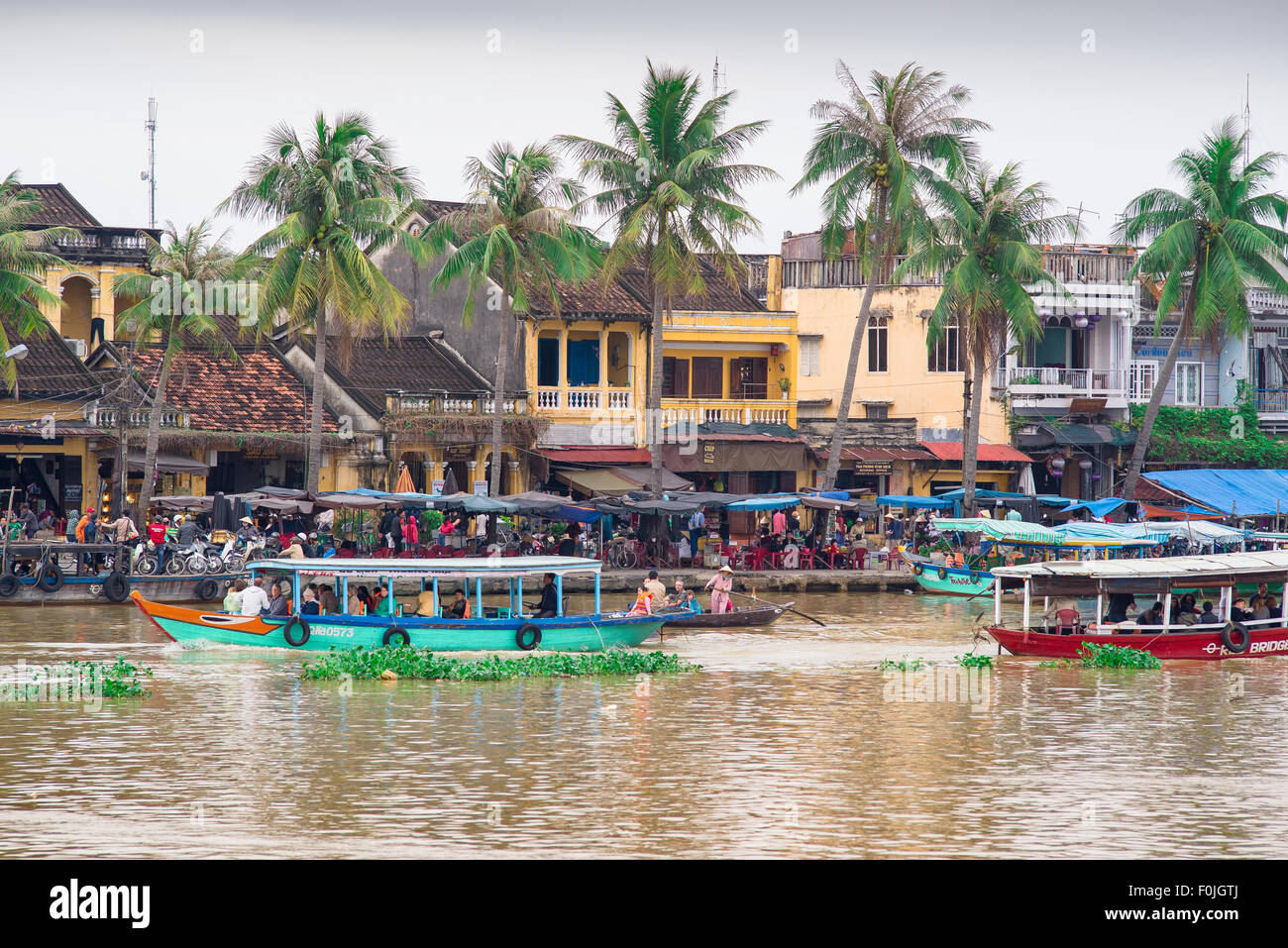 Hoi an Vietnam Fluss, Passagierschiffe Cruise auf dem Thu Bon Fluss in Hoi An, Vietnam. Stockfoto