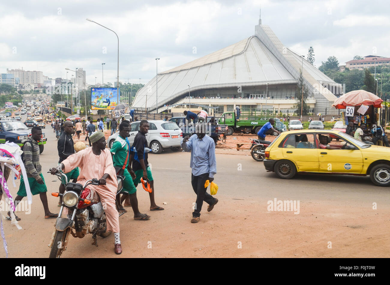 Palais des Sports (Sporthalle) Yaoundé, Kapital Stadt von Kamerun Stockfoto