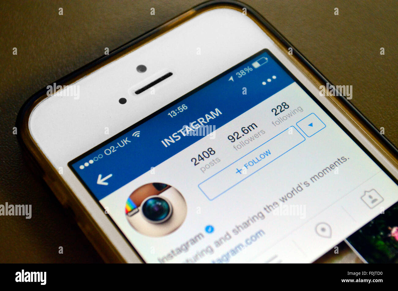 Instagram-app auf Iphone folgen Stockfoto