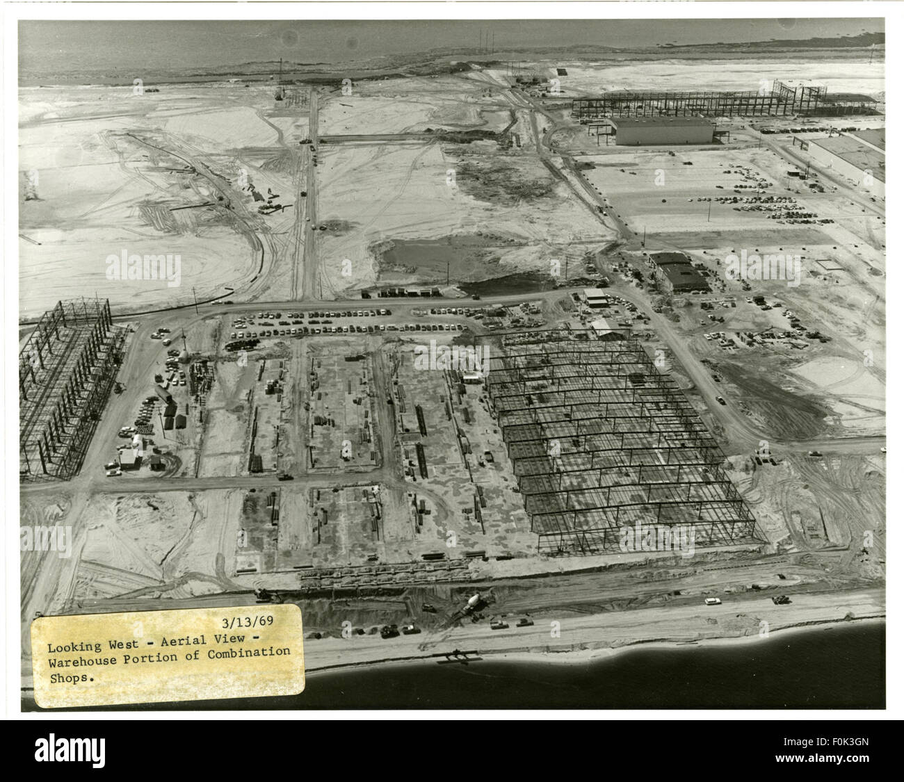 Auf der Suche nach West - Luftbild - Lager Teil der Kombination Geschäfte. 13.03.69 aussehende West - Luftbild - Lager Teil der Kombination Stockfoto