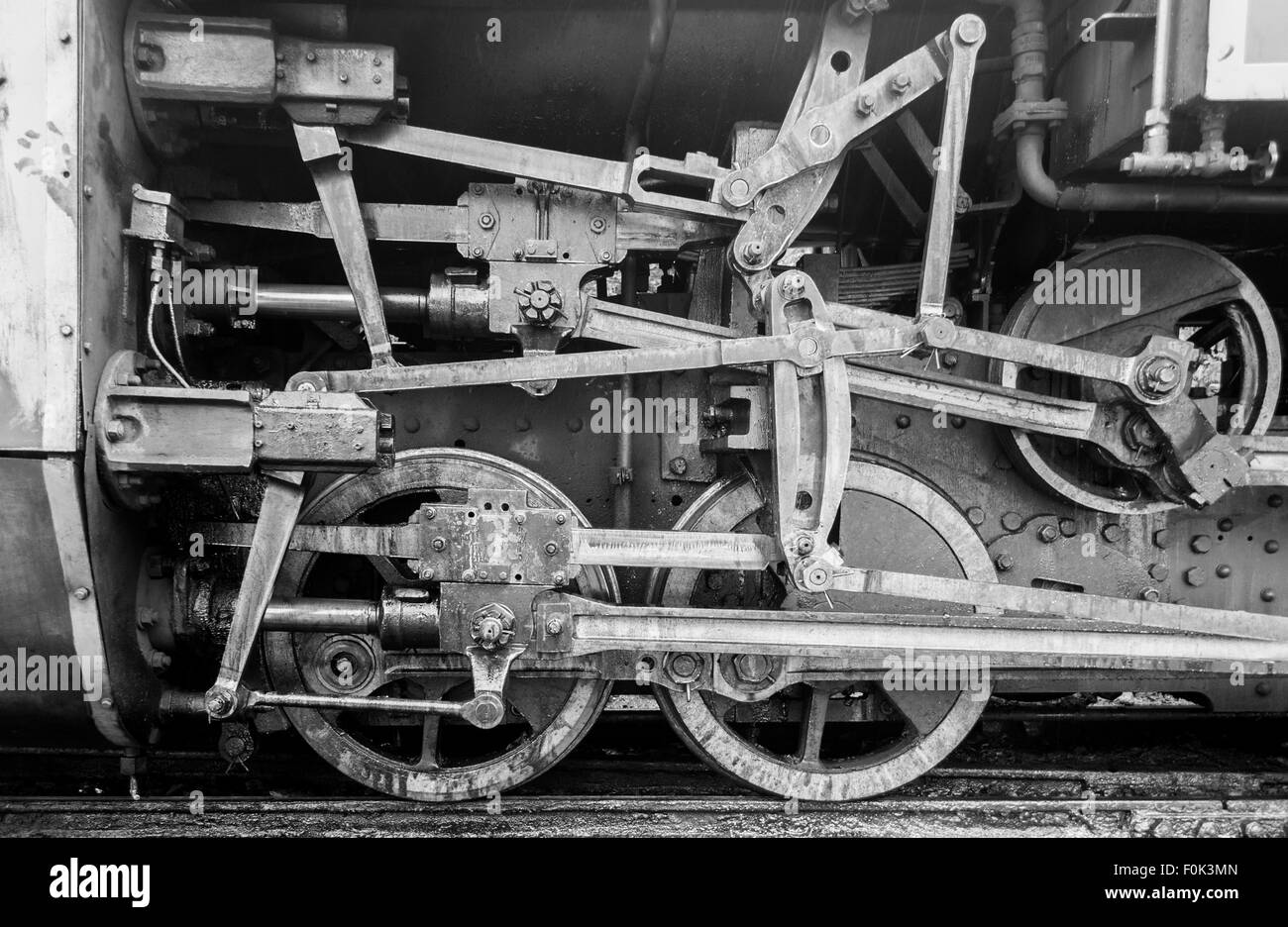 Fahrwerk von einem 'X' Rack Dampflokomotive Klasse der Nilgiri Mountain Railway. Stockfoto