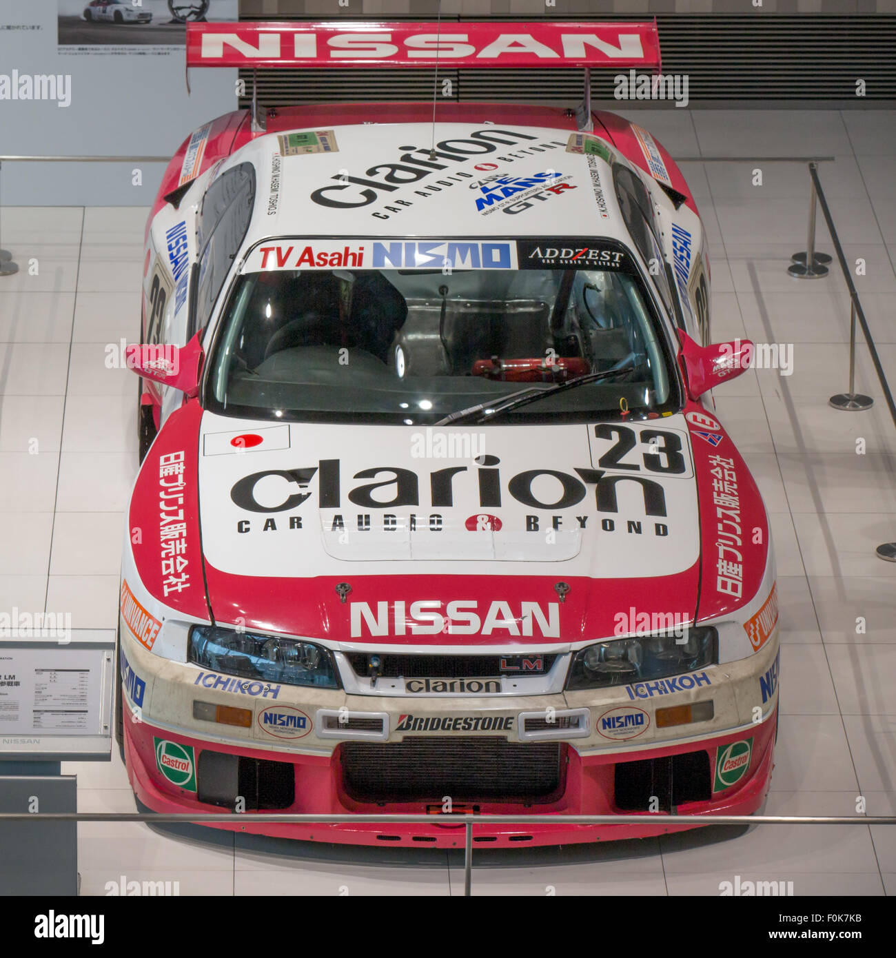 Nissan Nismo GT-R LM (1996) vor 2015 Nissan Global Headquarters Gallery Stockfoto