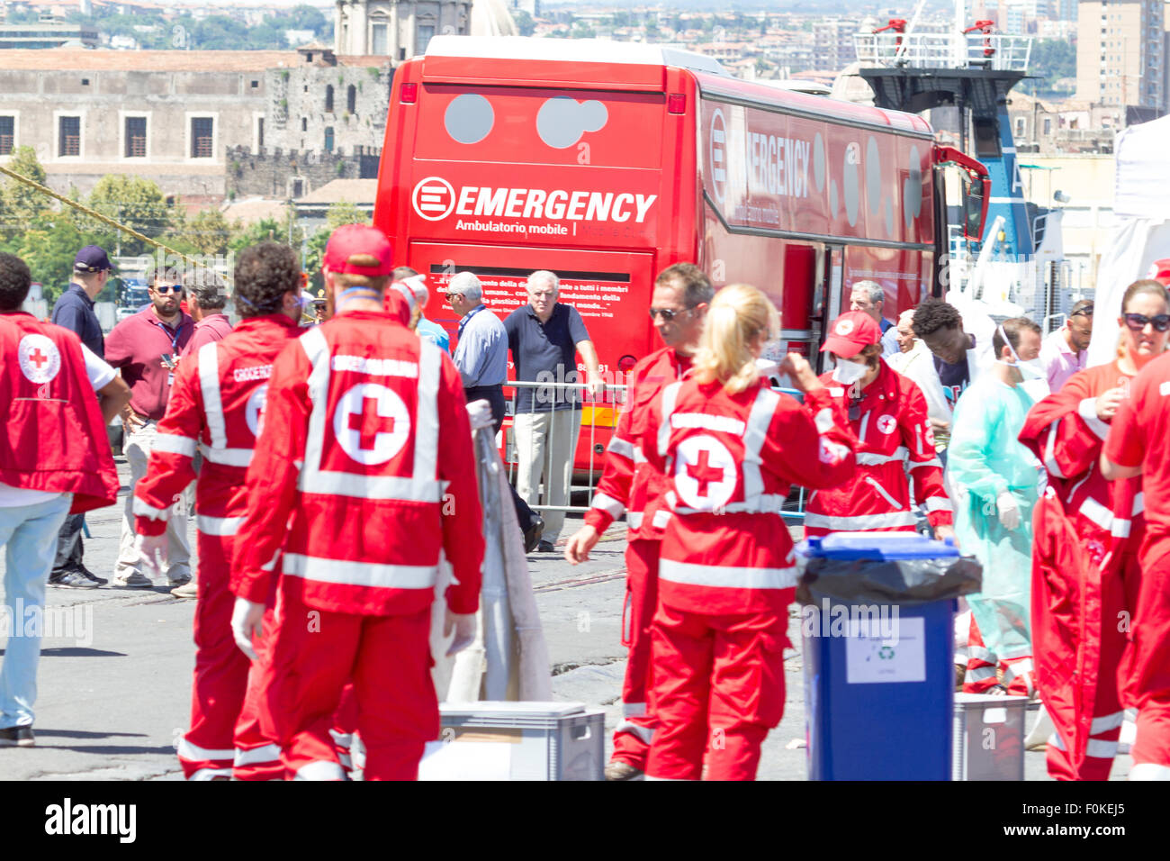 Catania, Italien. 17. August 2015. Mobile Klinik des Ausnahmezustands. Bildnachweis: Simone Genovese/Alamy Live-Nachrichten Stockfoto