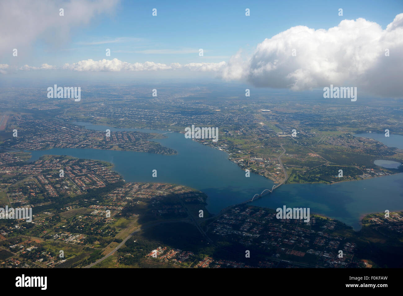 Brasilien, Federal District Brasilien, Brasilia, Stadtbild, Blick auf Juscelino Kubitschek-Brücke Stockfoto