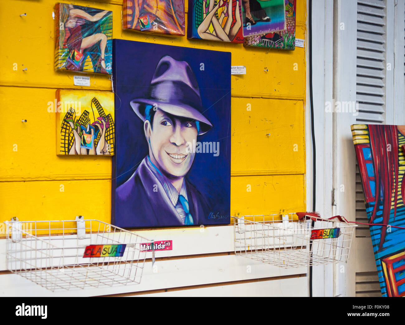 Caminito Straße bunte Häuser und Architektur Carlos Gardel Malereien in La Boca Town Nachbarschaft, Buenos Aires, Argentinien Stockfoto