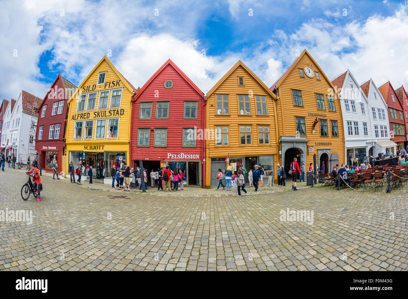 Traditionelle norwegische Holz bunten Kaufmannshäuser in Bergen, Norwegen Stockfoto