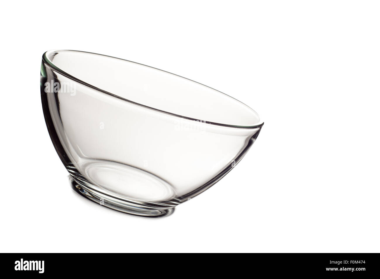 Leeres Glasschüssel isoliert auf weißem Hintergrund Stockfoto