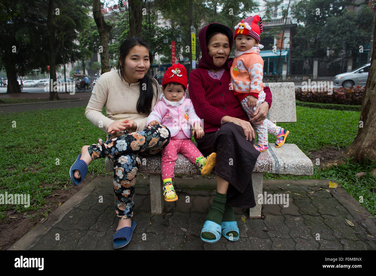 drei Generationen in Hanoi Stockfoto