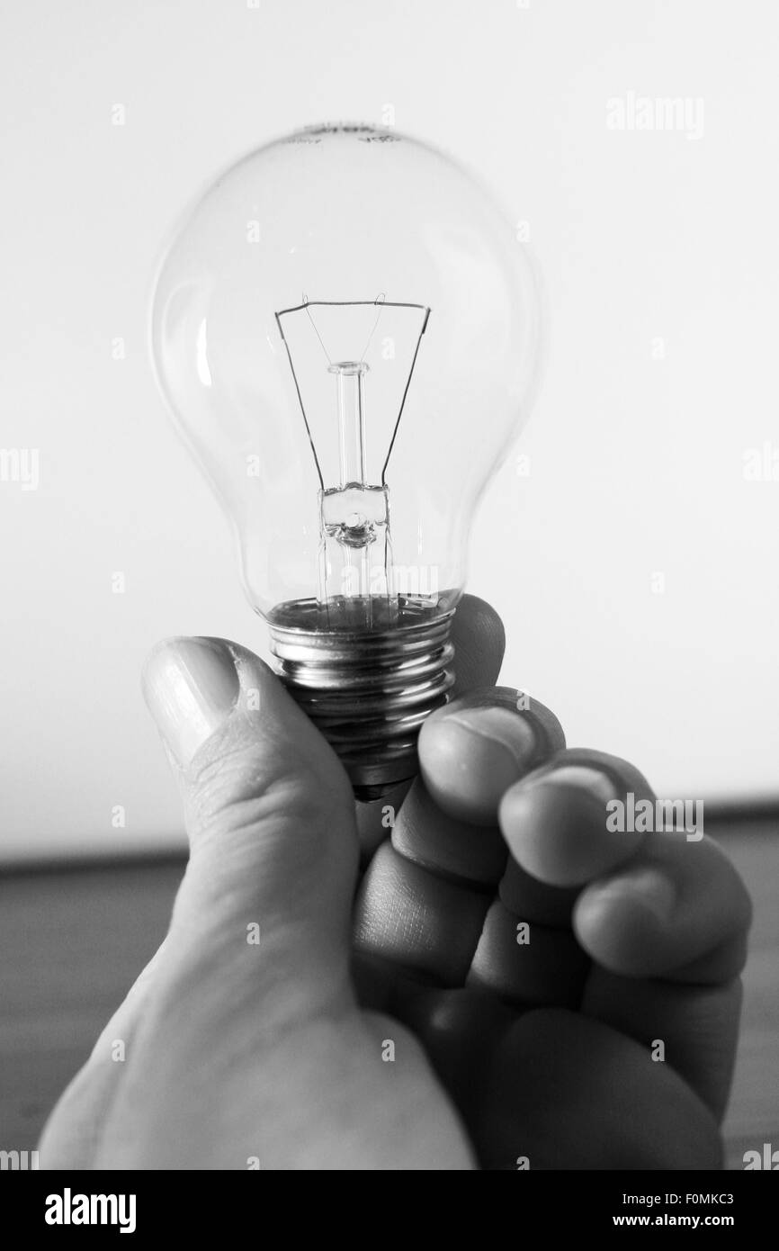 Gluehbirne - Symbolbild Energie / Wirtschaft. Stockfoto