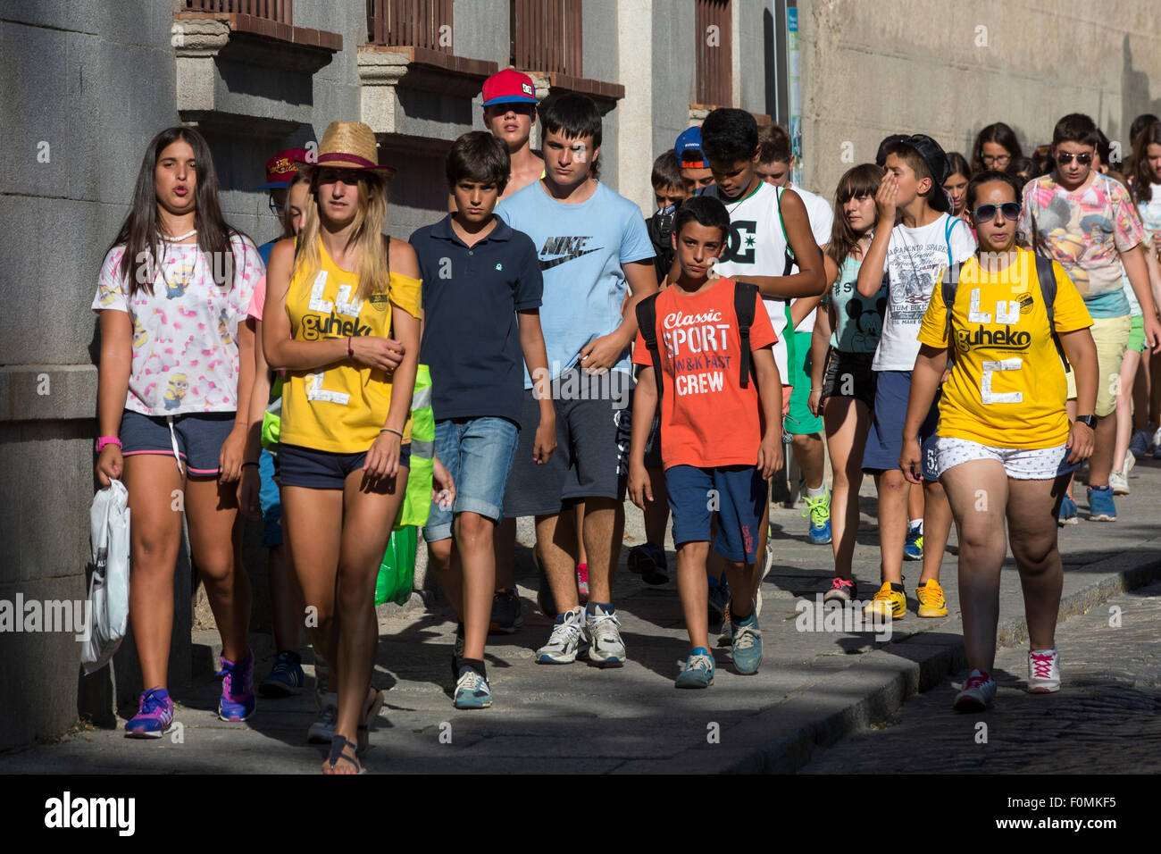 Studenten im Guheko Sommer camp besuchen Segovia, Spanien Stockfoto