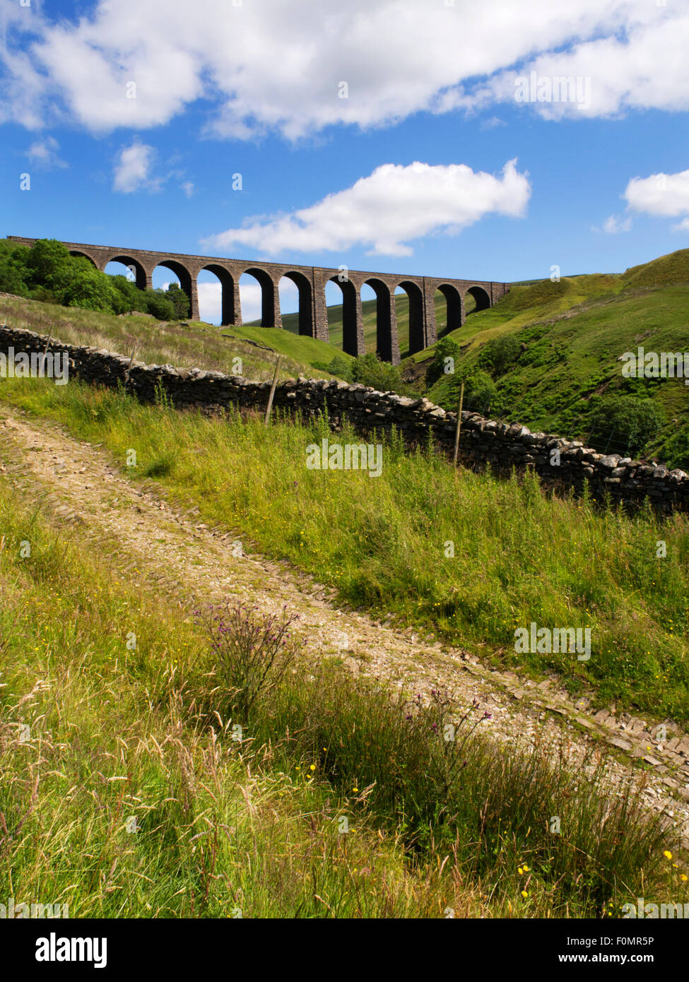 Artengill Viadukt aus Dentdale Yorkshire Dales Cumbria England Stockfoto