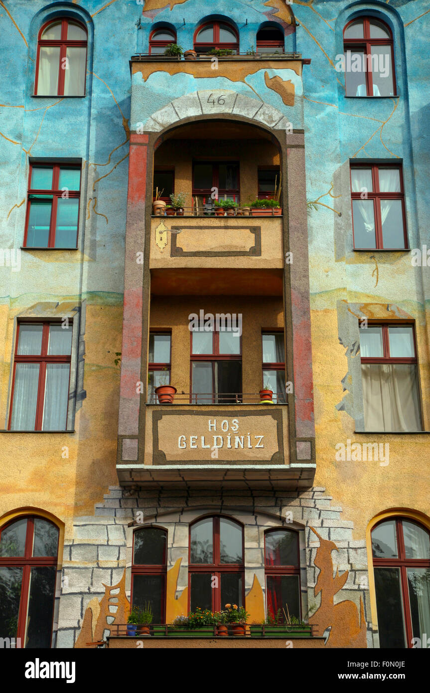 Fassade der Hos Geldiniz Gebäude in Kreuzberg, Berlin Stockfoto