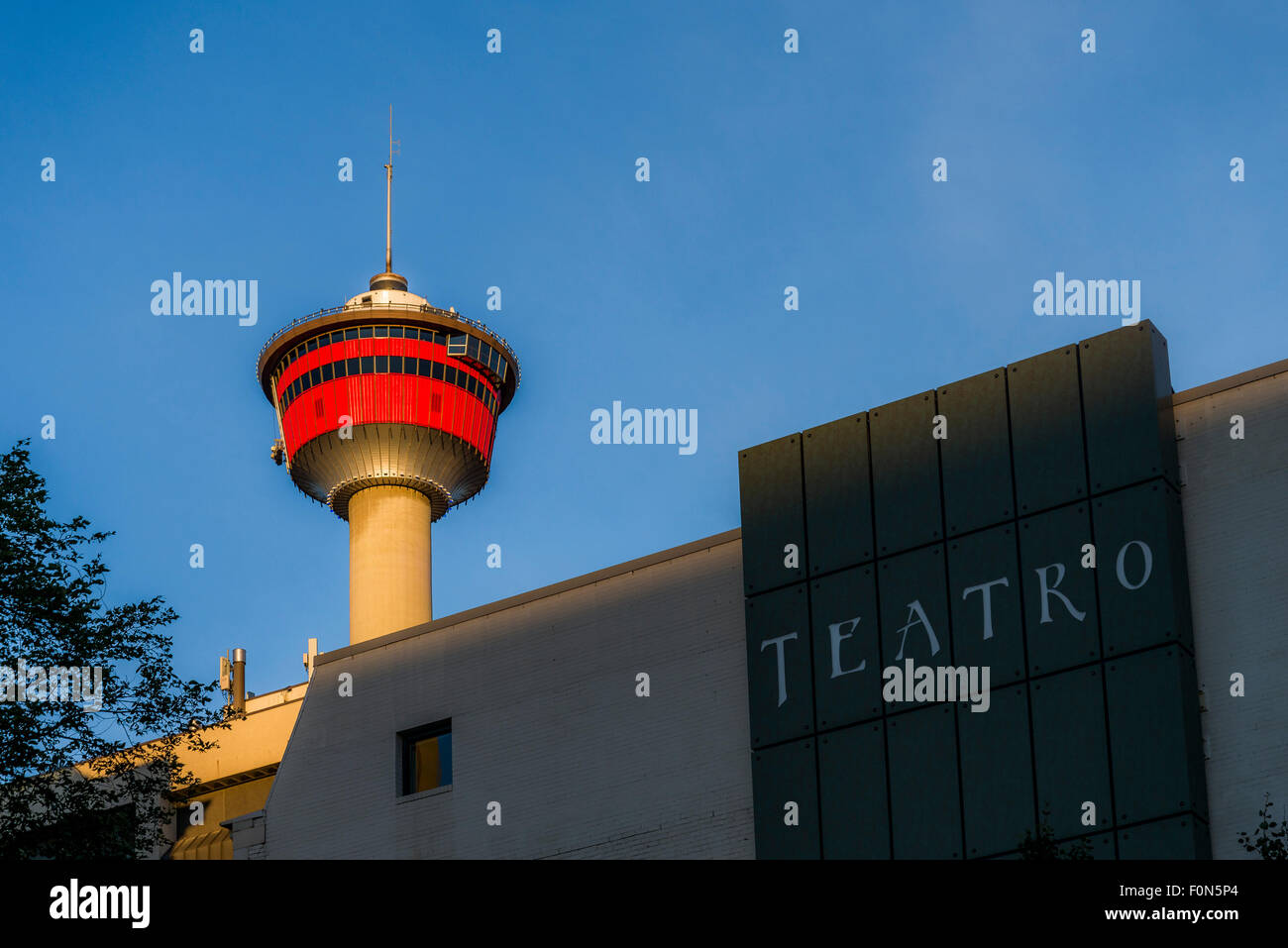 Der Calgary Tower, Calgary, Alberta, Kanada Stockfoto