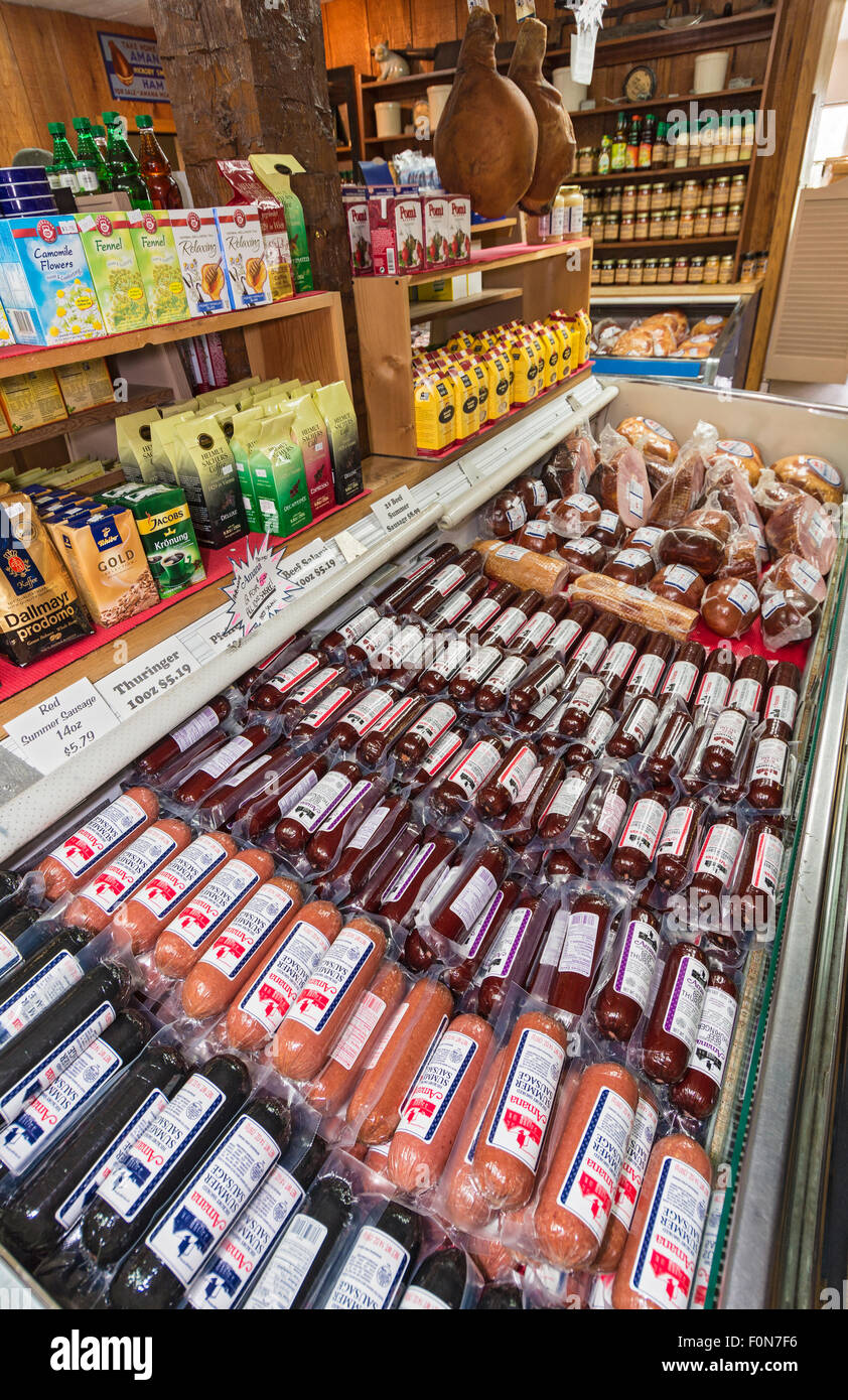 Iowa, Amana Colonies, Amana Fleisch Shop & Räucherei, geräuchertem Fleisch zum Verkauf Stockfoto