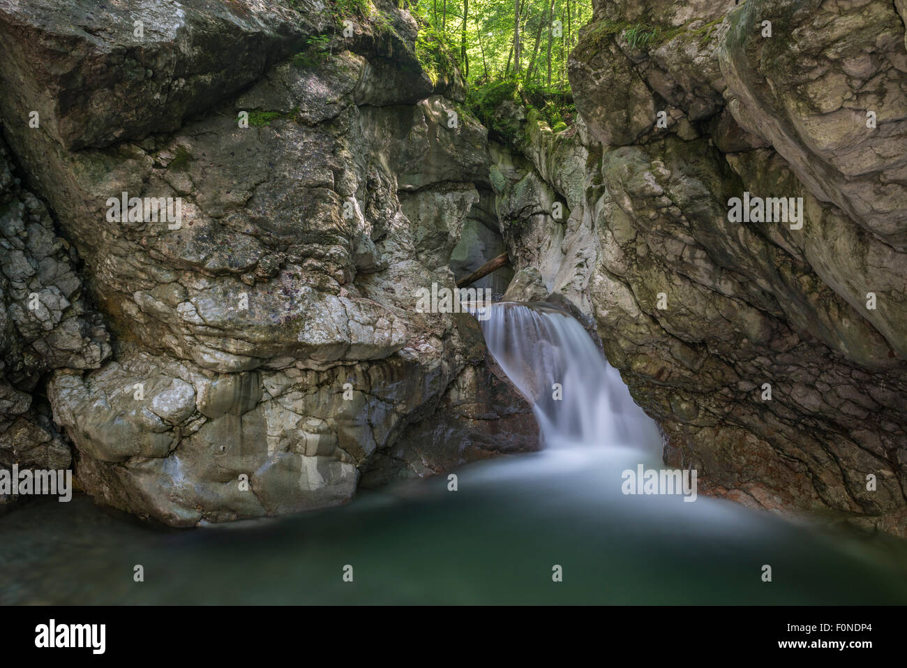 Wasserfall In Taugler Strubklamm Taugl Bezirk Hallein Salzburg Osterreich Stockfotografie Alamy