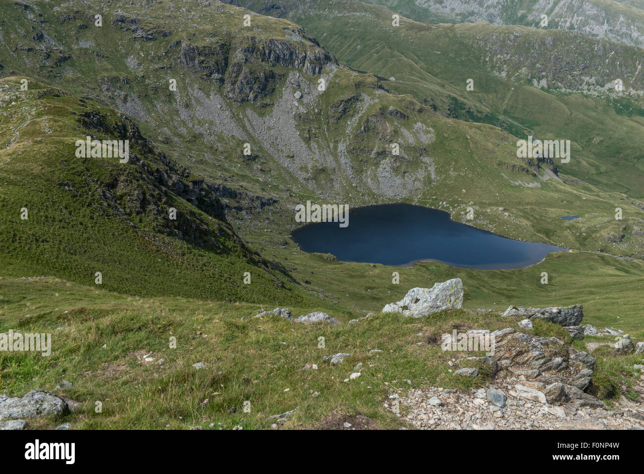 Kleine Wasser von den Hängen des Harter fiel Cumbria Stockfoto