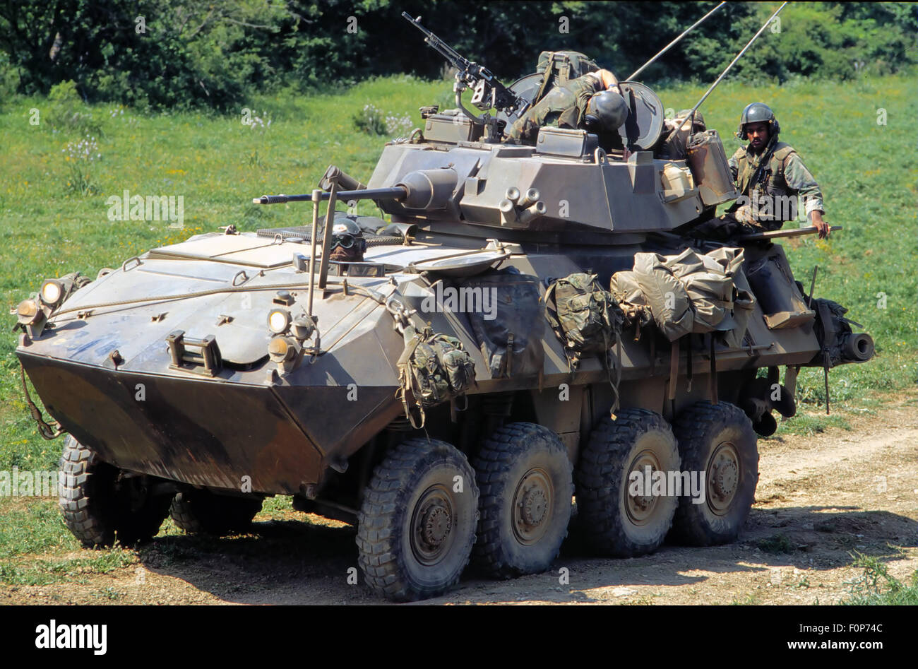 US-Marines LAV 25 Panzerwagen während NATO-Übungen am Kap Teulada (Sardinien, Italien) Stockfoto