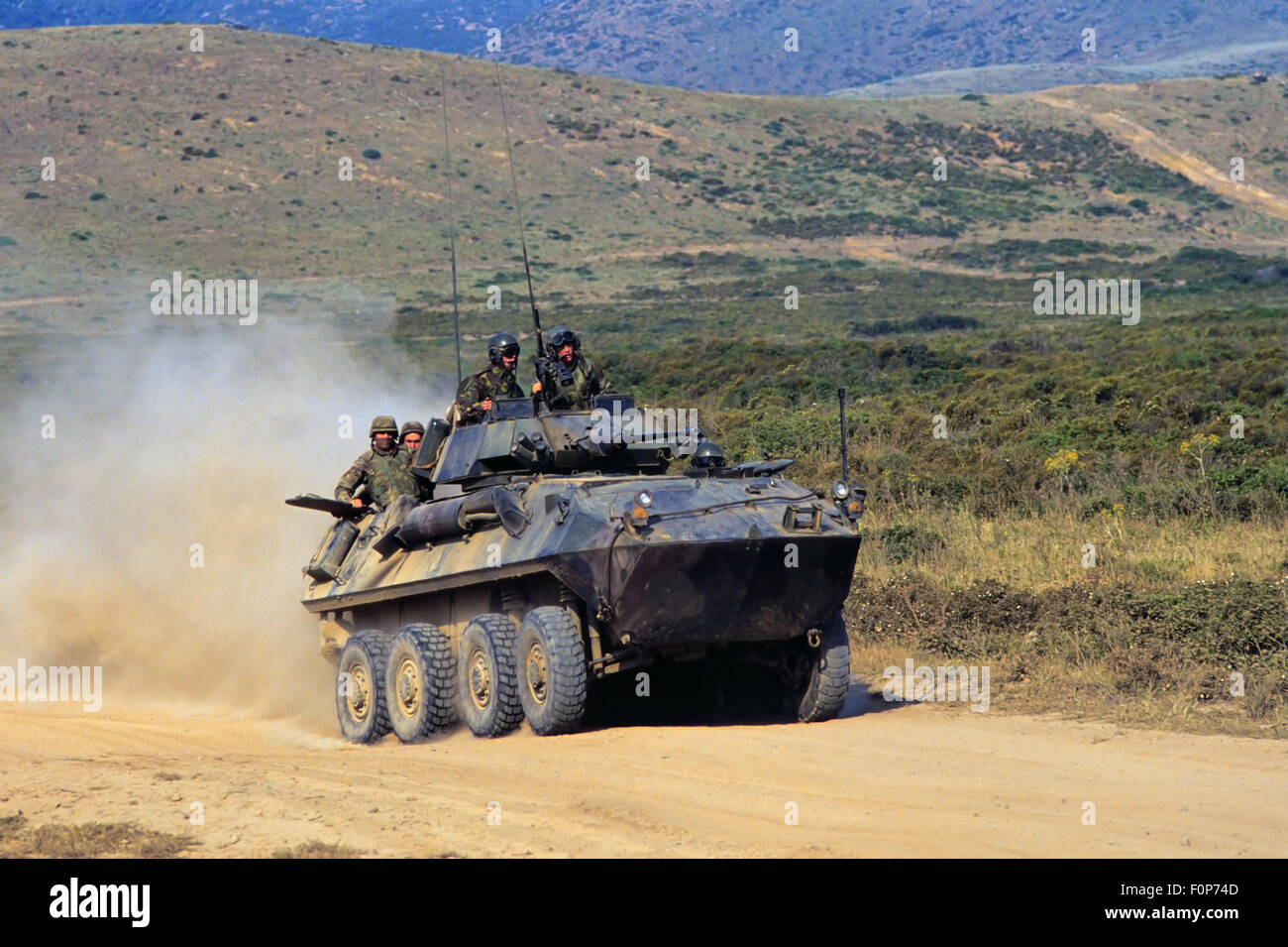US-Marines LAV 25 Panzerwagen während NATO-Übungen am Kap Teulada (Sardinien, Italien) Stockfoto