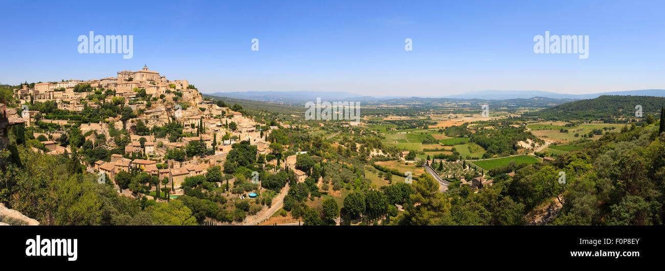 Extreme Panorama Gourdes und die Landschaft in der Provence Stockfoto