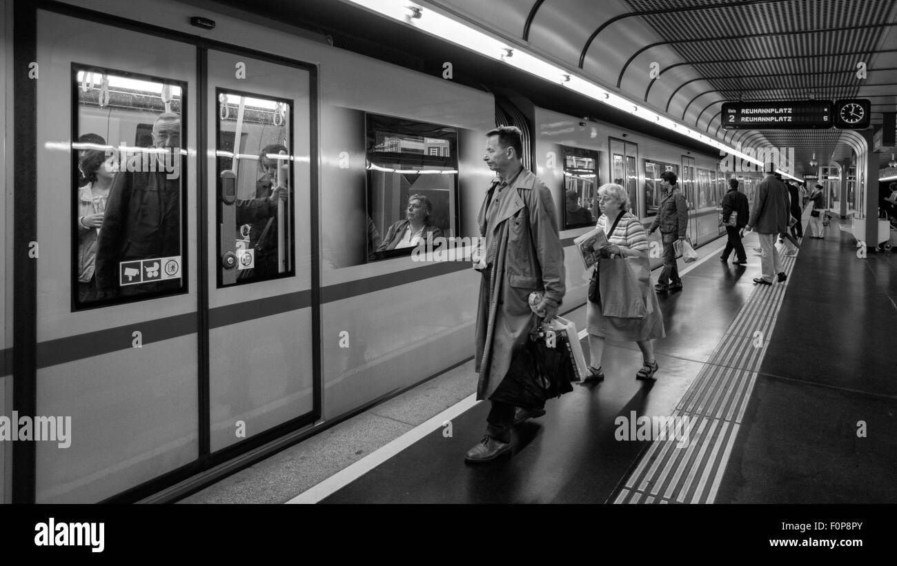 U-Bahnstation. Wien, Österreich Stockfoto