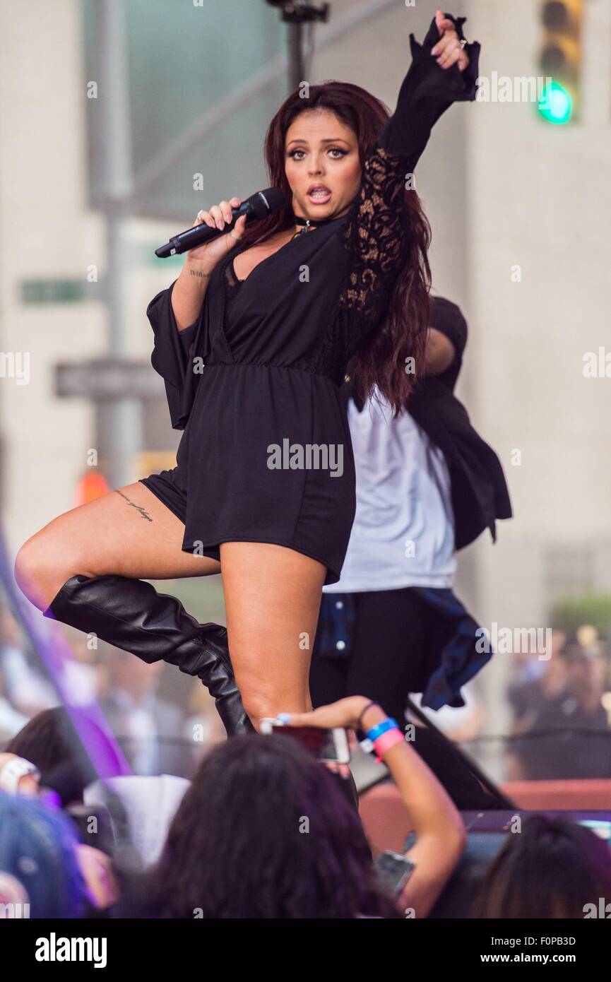 New York, NY, USA. 19. August 2015. Jesy Nelson auf der Bühne für NBC heute zeigen Konzert mit wenig mischen, Rockefeller Plaza, New York, NY 19. August 2015. Bildnachweis: Steven Ferdman/Everett Collection/Alamy Live-Nachrichten Stockfoto