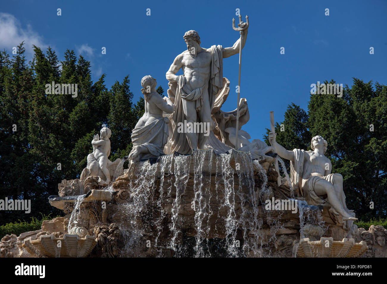 Neptun-Brunnen in Schoenbrunner Park, Schlosspark Schönbrunn, Wien, Österreich, Europa Stockfoto