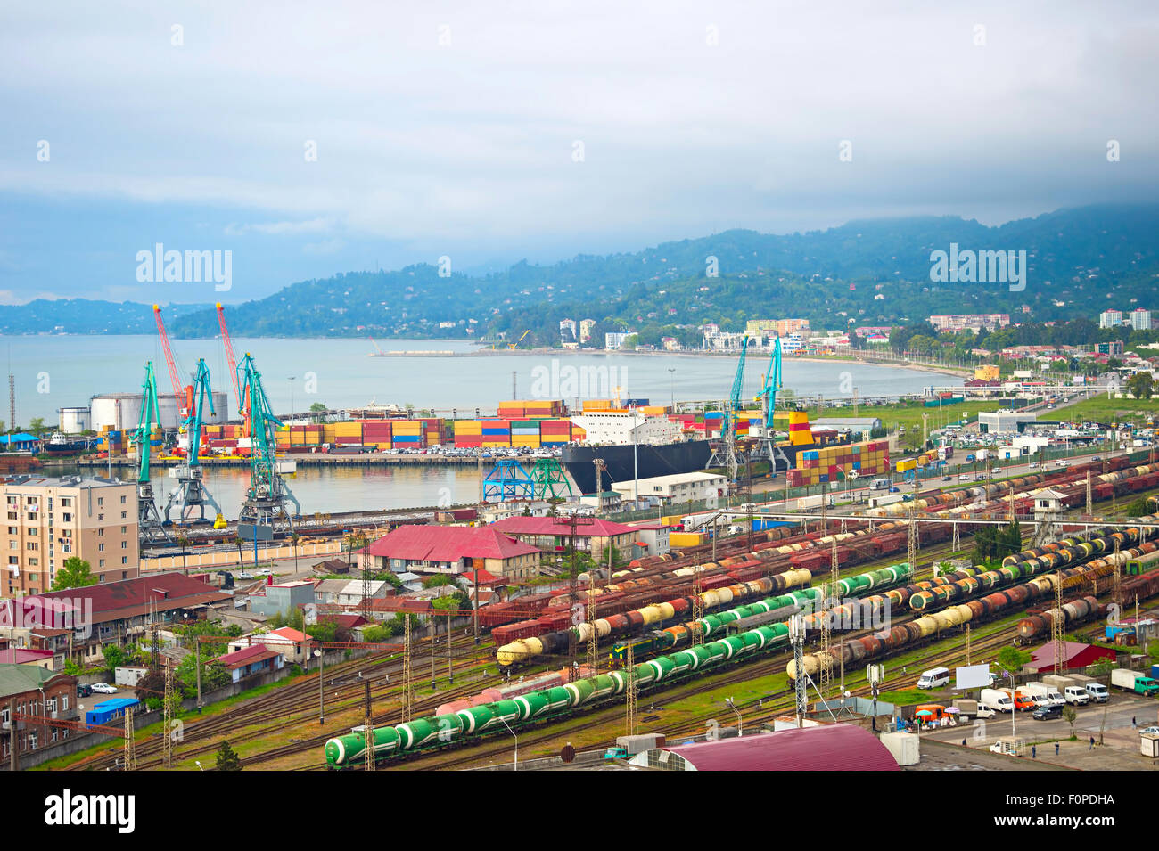 Übersicht über industrielle Hafenstadt Batumi. Republik Georgien Stockfoto