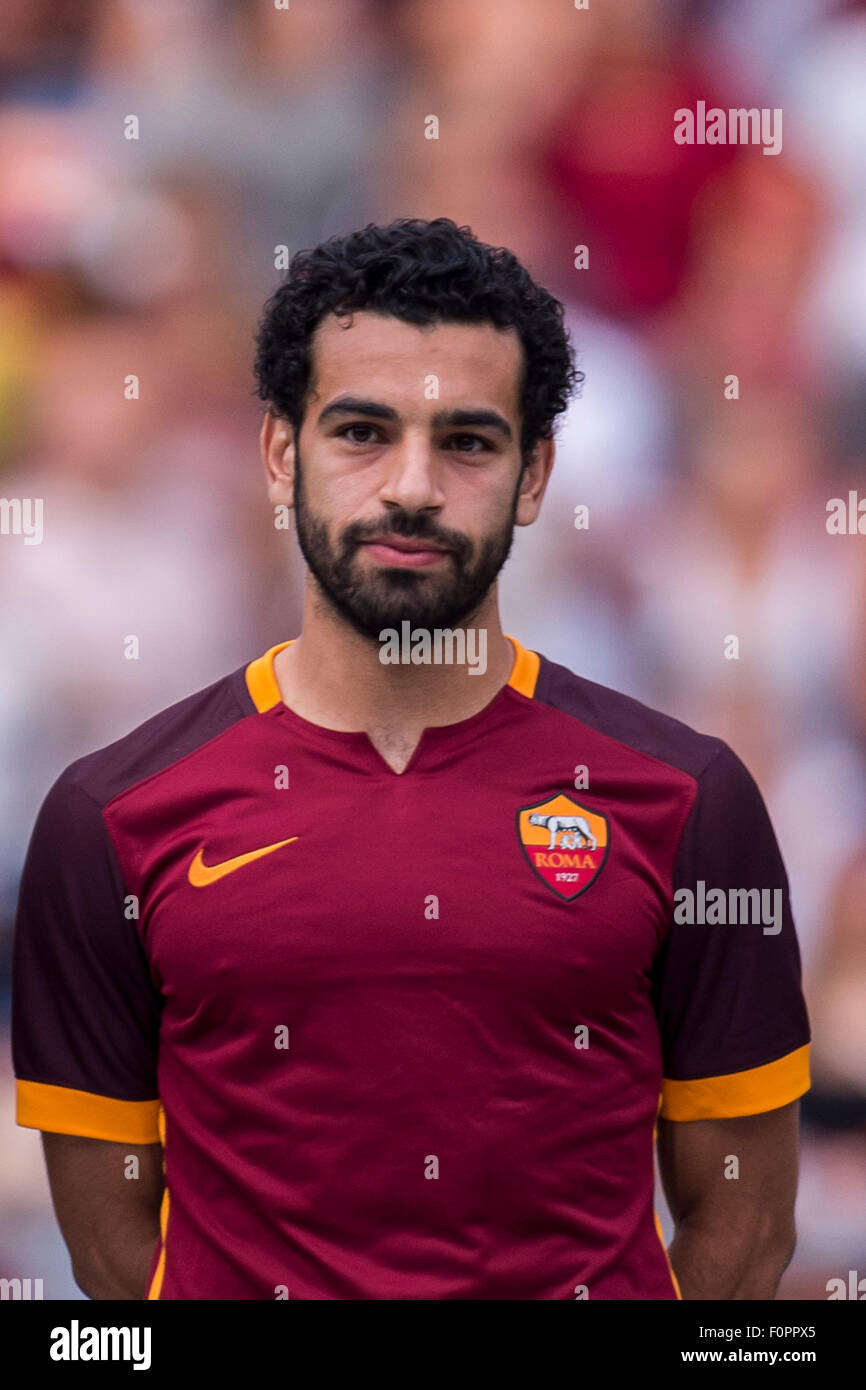 Mohamed Salah (Roma), 14. August 2015 - Fußball / Fußball: AS Roma-Team-Präsentation vor der pre-Season-Freundschaftsspiel gegen FC Sevilla im Stadio Olimpico in Rom, Italien. (Foto von Maurizio Borsari/AFLO) Stockfoto