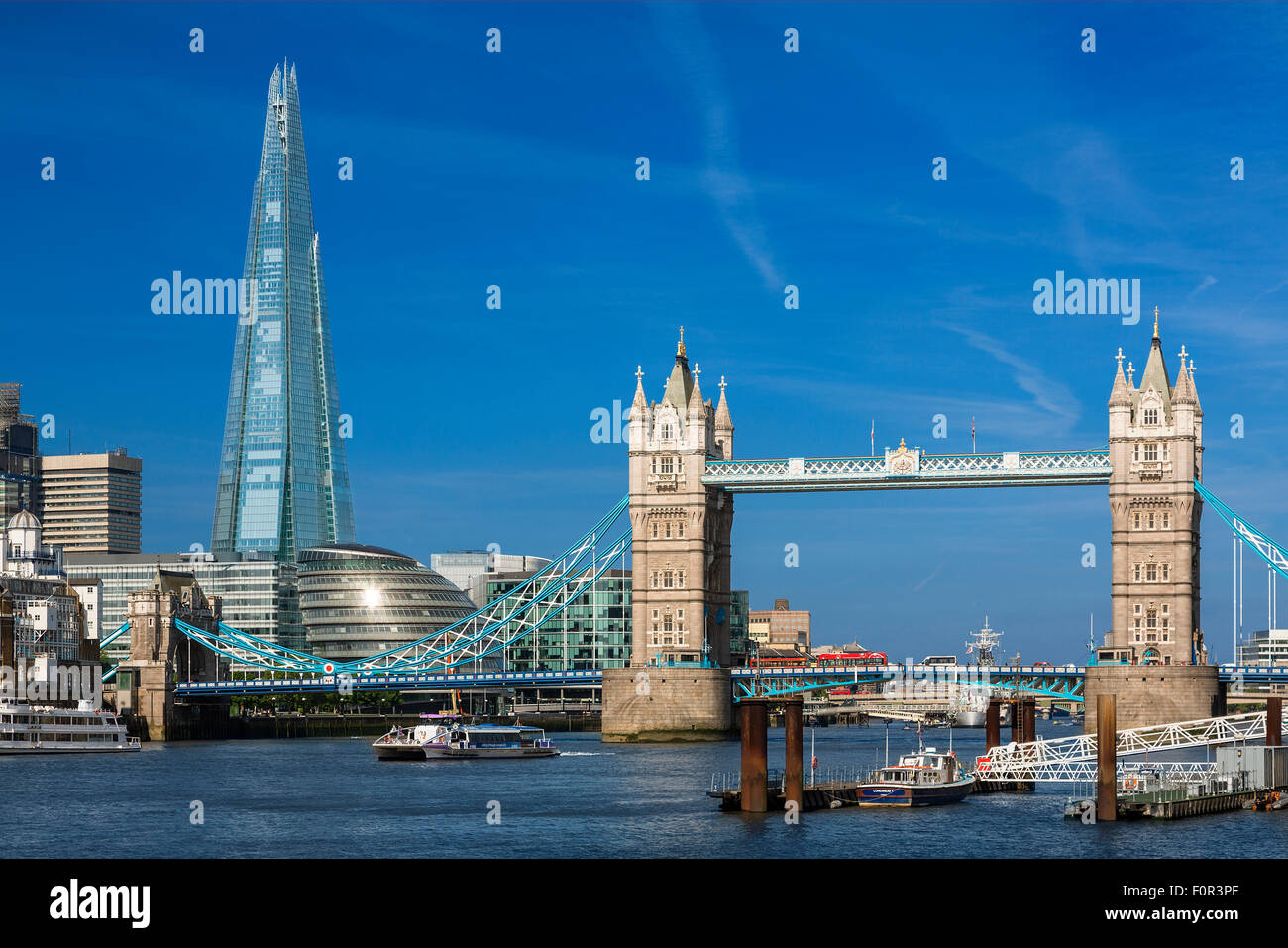 London, Tower Bridge und Shard London Bridge Stockfoto