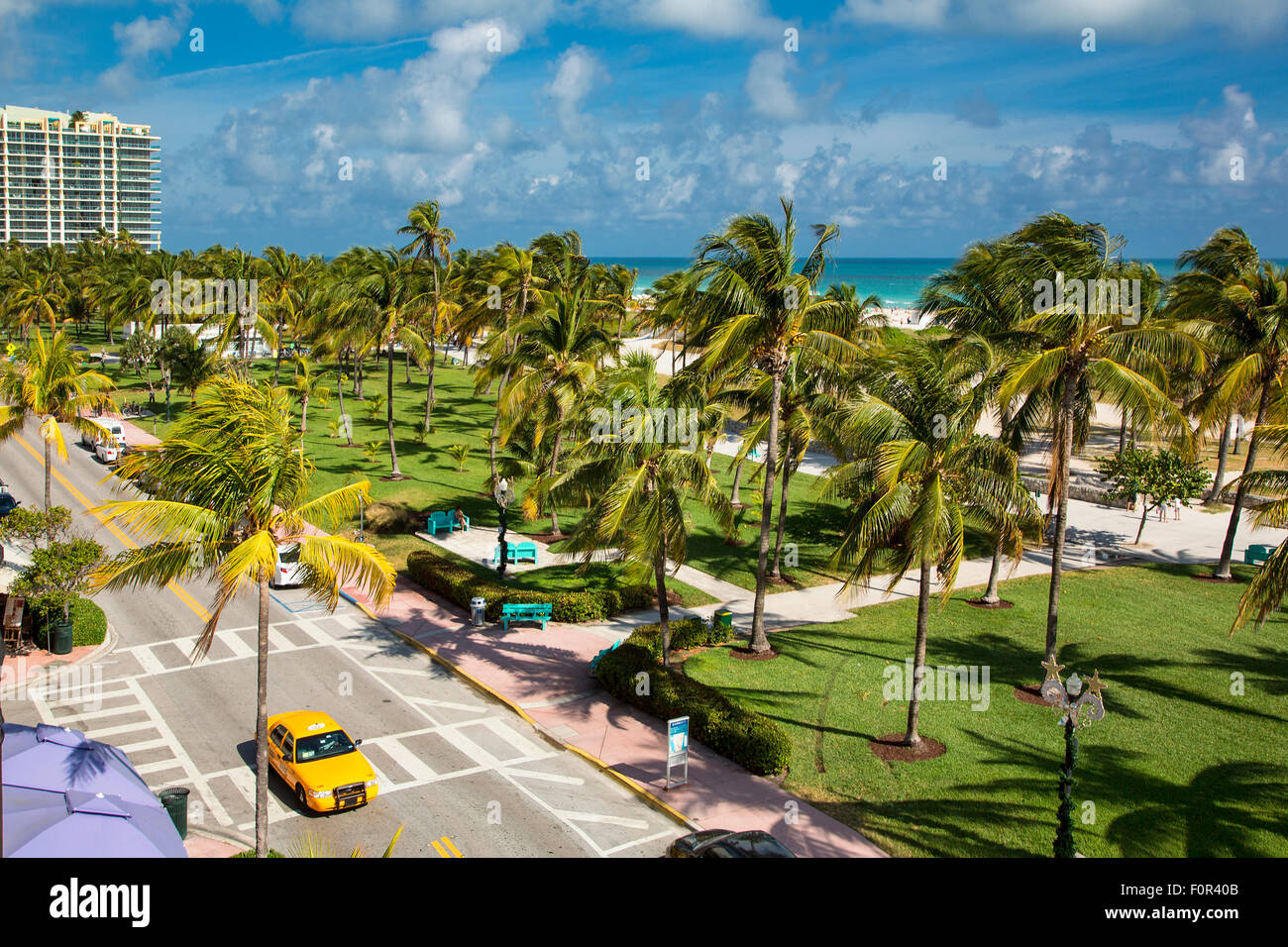 Miami, South Beach, Verkehr am Ocean Drive Stockfoto