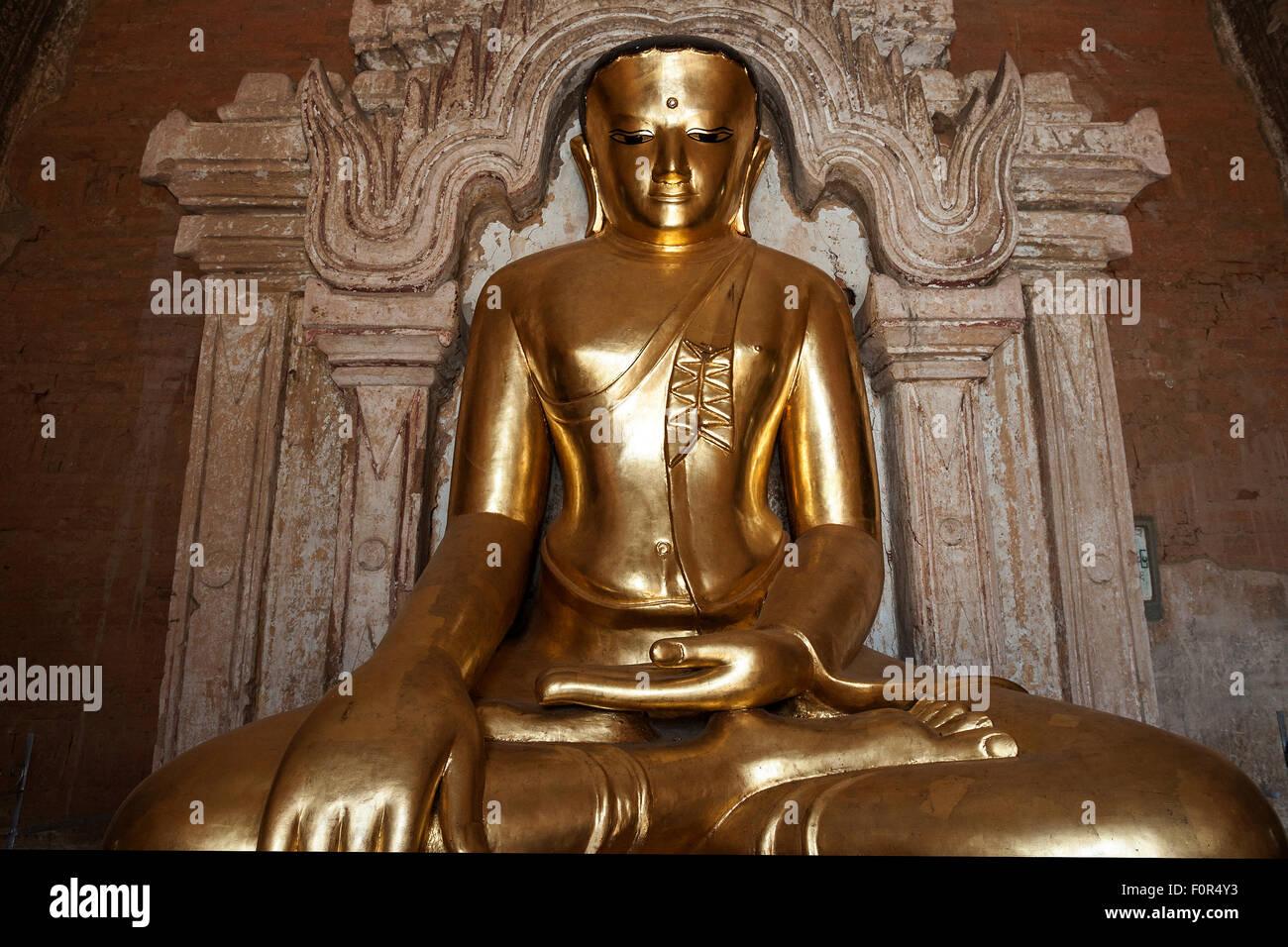 Sitzende vergoldeten Buddha, Buddha-Statue, Ananda Tempel, Bagan, Mandalay-Division, Myanmar Stockfoto