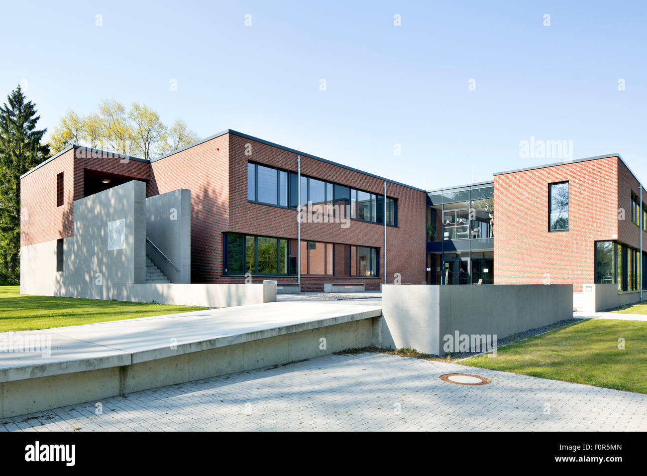 Landschulheim Hamm-Heessen, Lehrgebäude, Ausbau, Hamm, Westfalen, Nordrhein-Westfalen, Deutschland Stockfoto