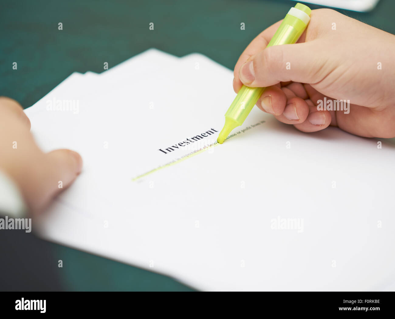 Markieren Wörter in einer Investition-definition Stockfoto