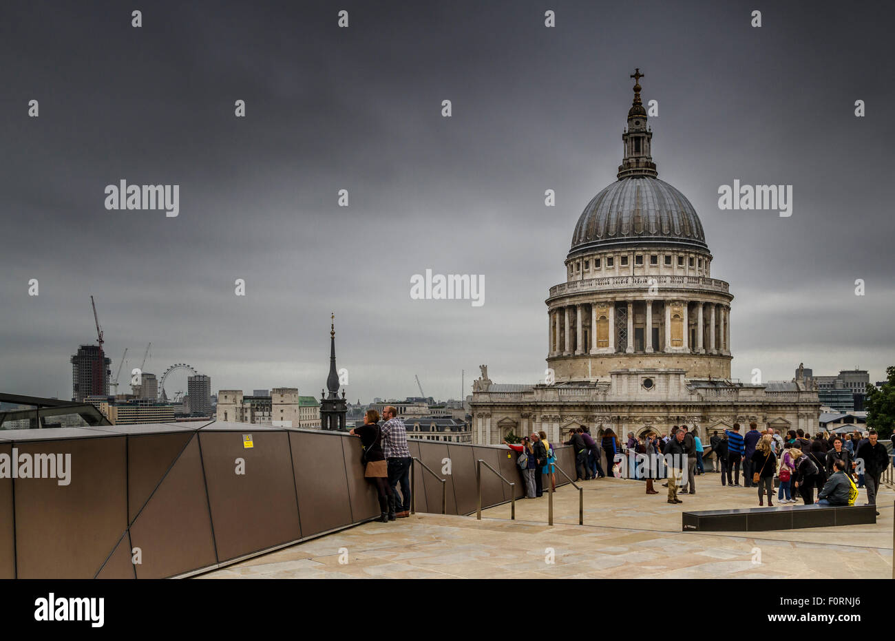 St. Pauls Cathedral von 1 neue Änderung Stockfoto