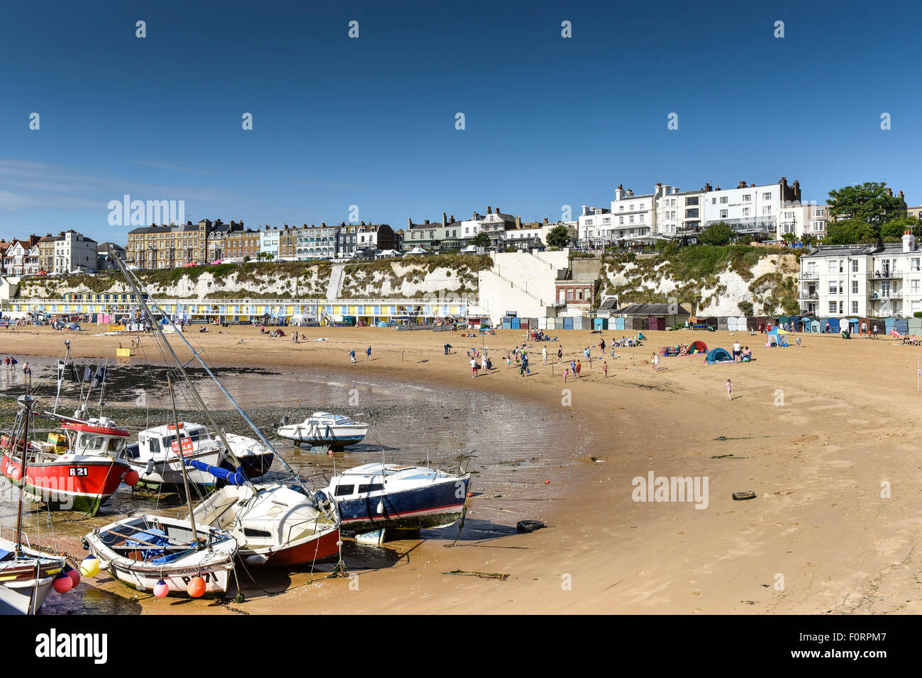 Ebbe im Viking Bay in Broadstairs, Kent. Stockfoto