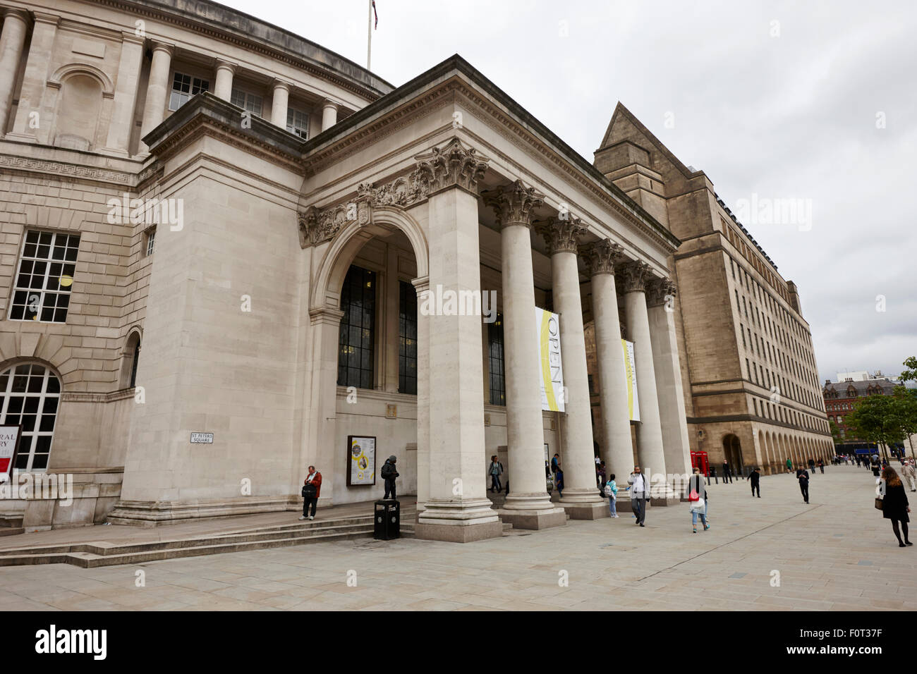 St. Peters Platz Manchester Zentralbibliothek England UK Stockfoto