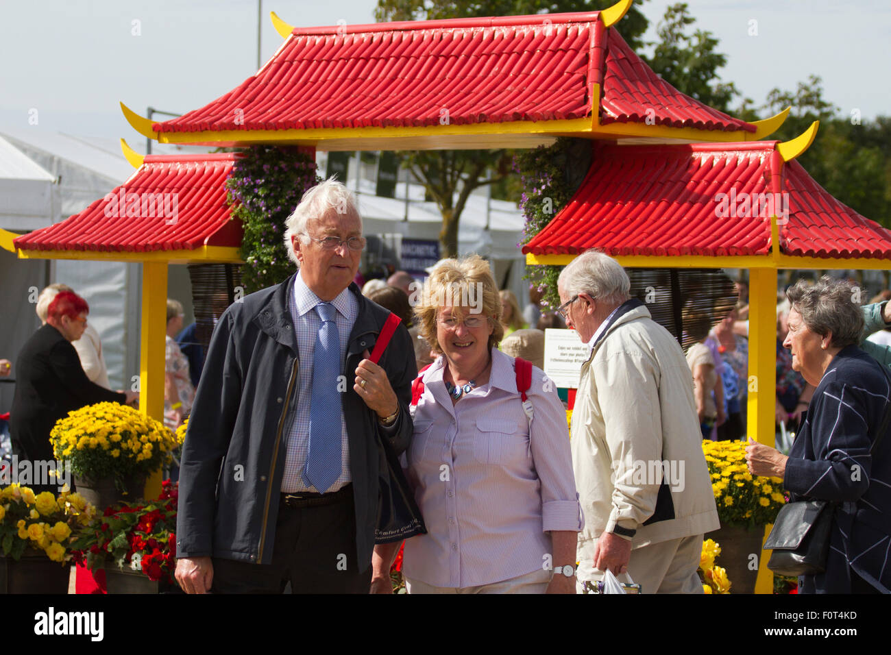 Southport, Merseyside, England. 20. August 2015. Großbritanniens größte unabhängige Blumenschau, feiert mit einem Karneval-wie Feier aller Dinge Chinesisch. Orientalischen Themen-Events, Unterhaltung, Essen und floralen Festzelte werden alle chinesische Kultur und Design inspirieren. Bildnachweis: Cernan Elias/Alamy Live-Nachrichten. Stockfoto